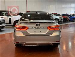 تۆیۆتا کامری